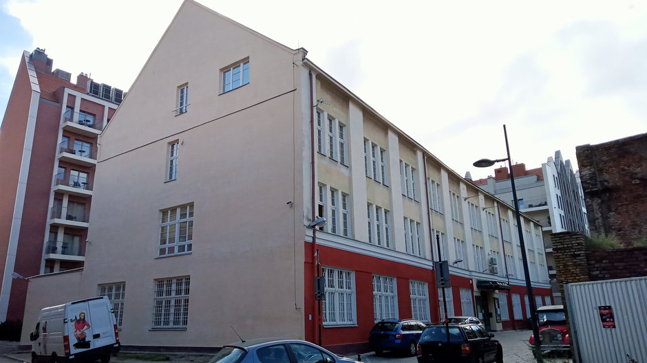 Dawna siedziba Komitetu Pomocy Węgrom na ul Żytniej 4-6 w Gdańsku (obecnie Pomorski Urząd Skarbowy w Gdańsku) 