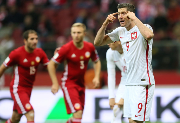 Robert Lewandowski: Musimy posypać głowę popiołem