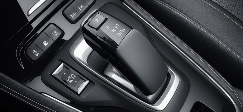 Opel Grandland X Hybrid4 pojedzie za darmo. Napęd hybrydowy w skórze SUV