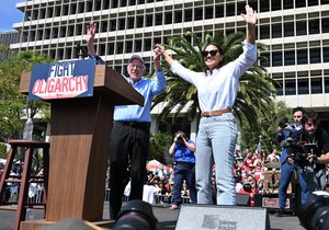Berni Sanders i Aleksandrija Okasio Kortez