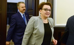 Zalewska: Przedstawiliśmy związkowcom kilka propozycji liczonych w setkach milionów złotych