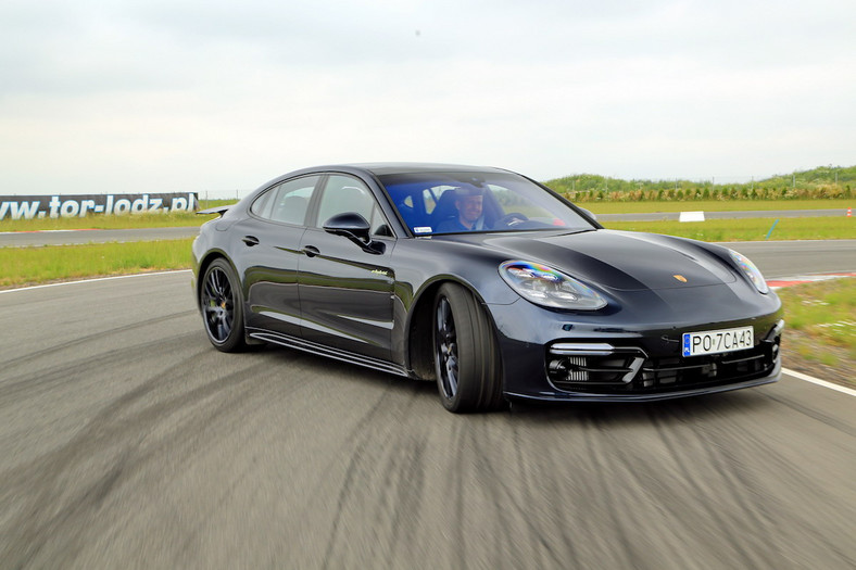 Porsche Panamera Turbo S E-Hybrid