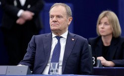 Zmiany w 800 plus dla Ukraińców. Donald Tusk stawia sprawę jasno: Jestem na tak