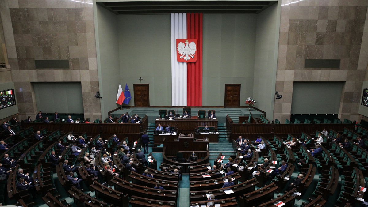 Koronawirus w Polsce. Niejasności wokół głosowania zdalnego w Sejmie