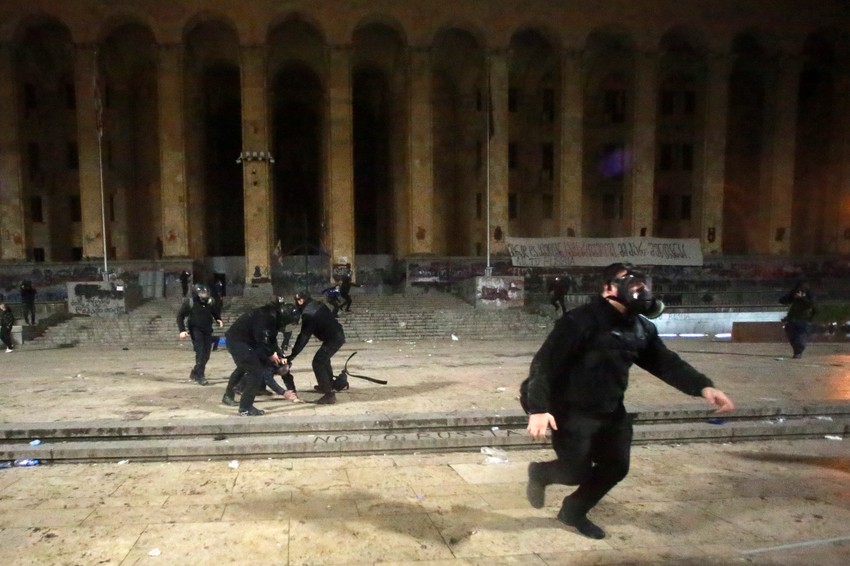 Protesti u Gruziji - Tbilisi 1. decembra