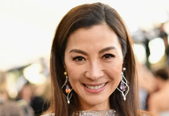 Michelle Yeoh to pełna wdzięku gwiazda kina akcji, która skopała tyłek Jackiego Chana