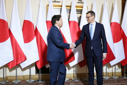 Japonia wesprze Polskę. Morawiecki mówi o milionach