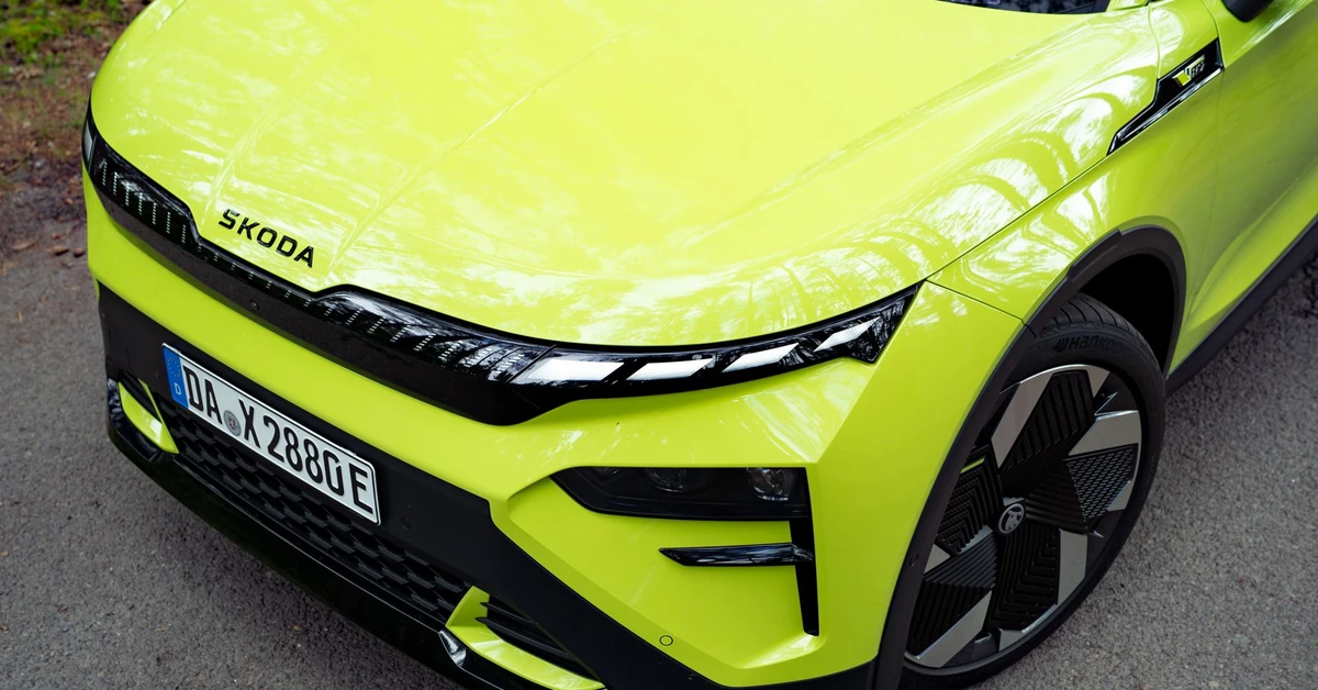 Nowa Skoda wjeżdża do Polski. Ma 340 KM i zaskakuje osiągami. Ile kosztuje?