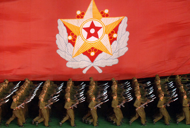 Kwietniowa parda armii Korei Północnej mogła przyczynić się do rozprzestrzenienia się koronawiusa