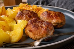 Pyszny obiad na wtorek. Podajemy przepis, Ty gotujesz. Kotlety pożarskie