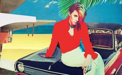 La Roux jak gospodyni gorącej linii