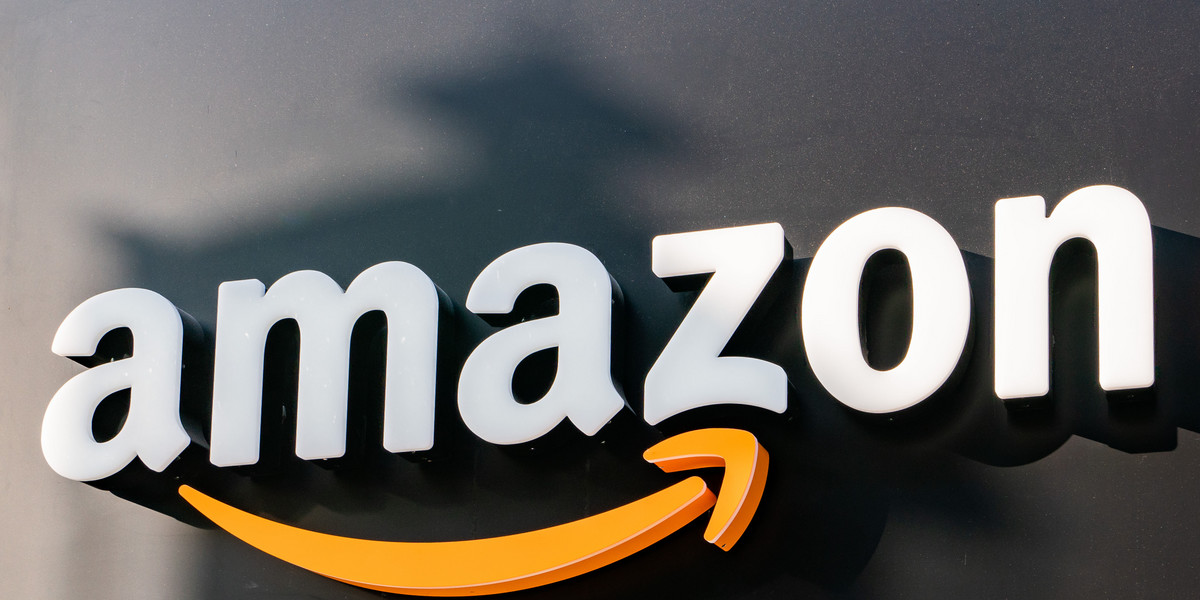 Amazon Polska jak zrobić zakupy, logowanie, koszty dostawy