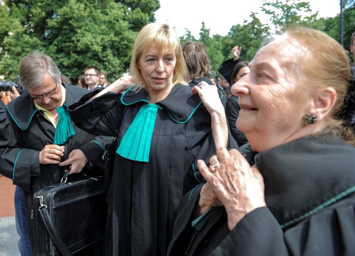 Jak powiedział PAP uczestniczący w proteście mec. Krzysztof Boszko, adwokaci mają prawo do prezentowania swoich poglądów podobnie jak wszystkie inne grupy zawodowe. 