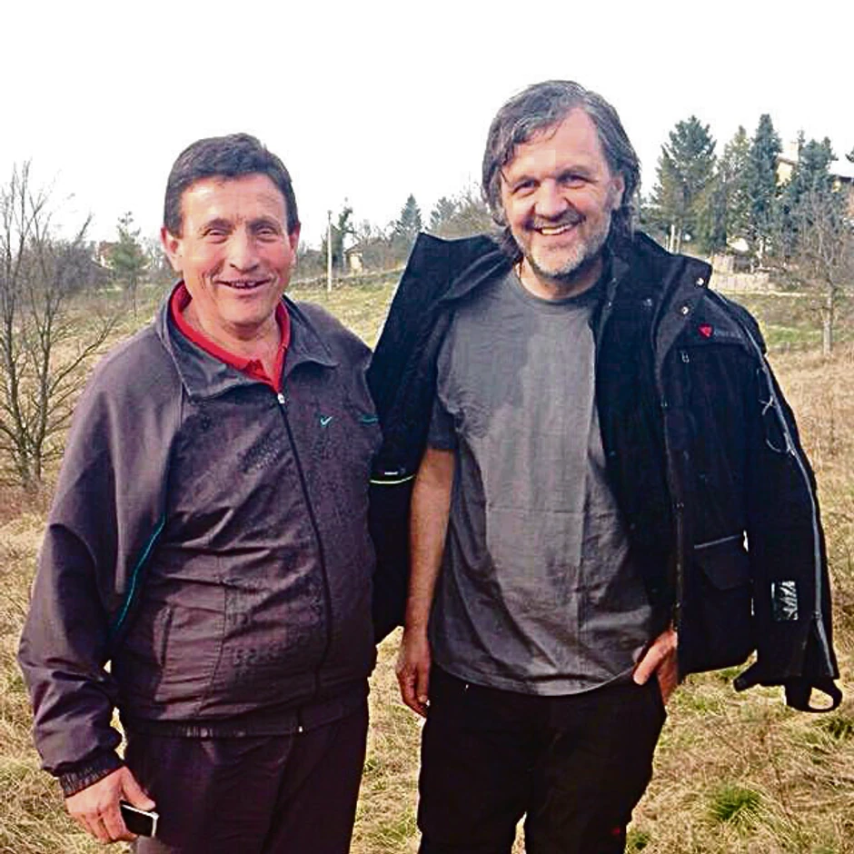 Saradnja: Kusturica sa Radivojem Domanovićem, predsednikom Mesne zajednice Sokolići 
