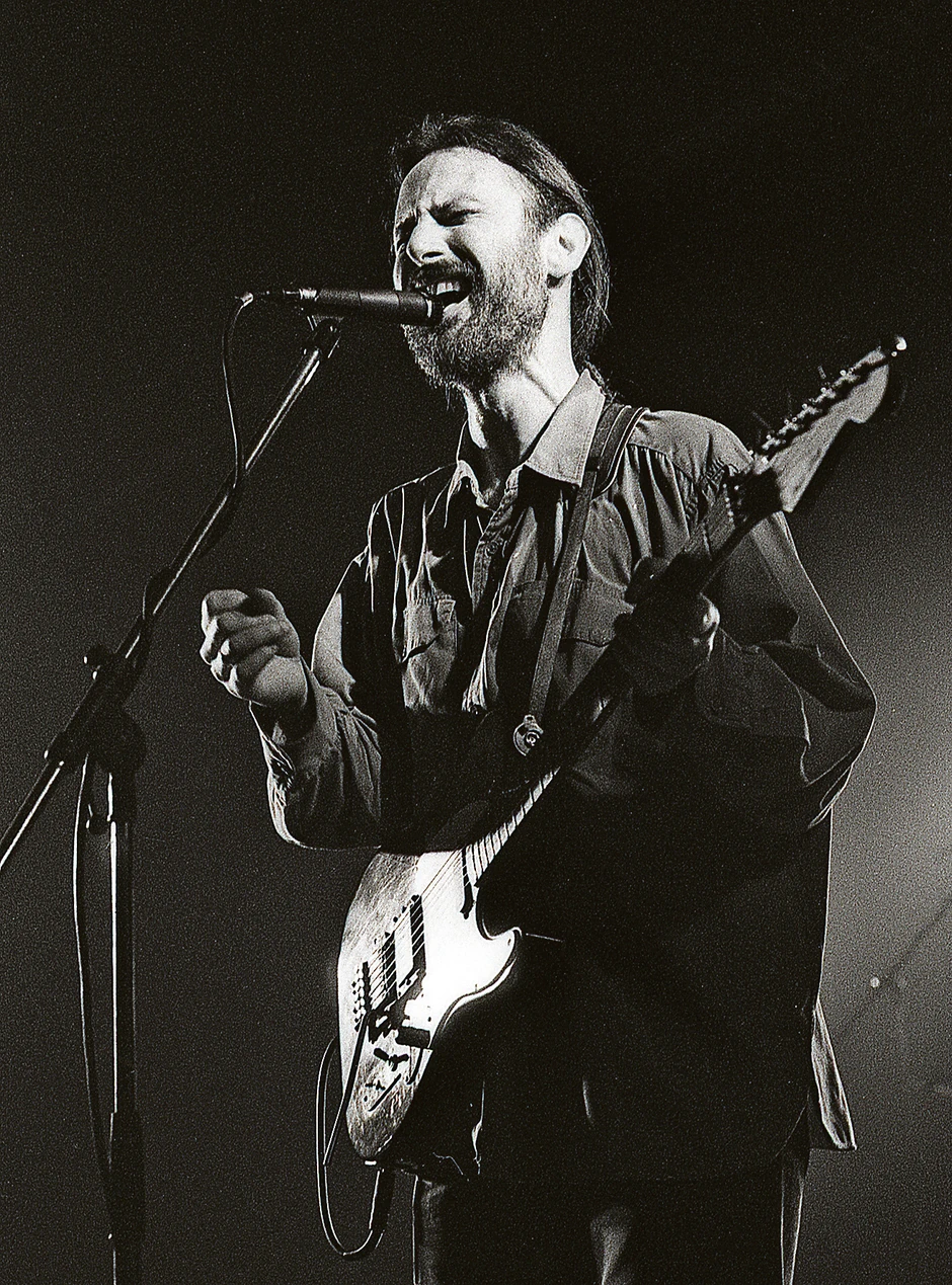 „A gde se to ne otima za vlast?! Dok jednom ne smrkne, drugome ne sviće, znači borba neprestana, a gde je borba, tu je i neki red“, kaže Džoni