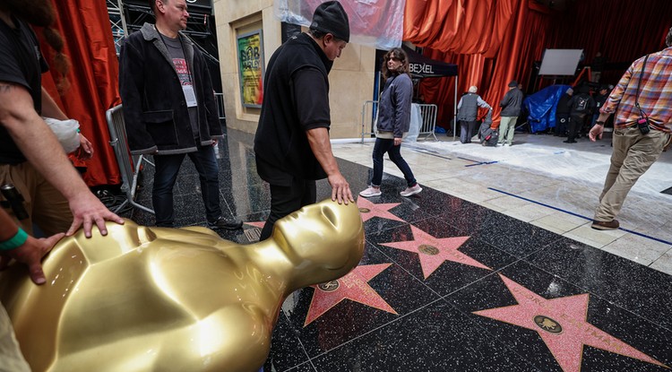 Özönvíz mossa el Kaliforniát, miközben gőzerővel készülnek az Oscarra Fotó: Getty Images