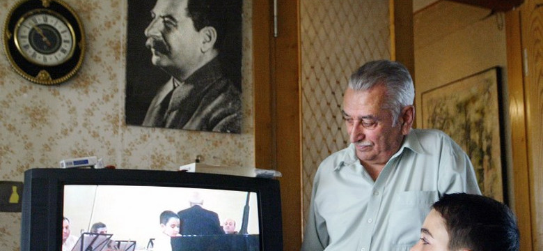 Dumny potomek Józefa Stalina pozywa do sądu