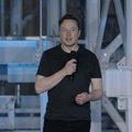 Elon Musk skarży się, że na imprezach ludzie chcą rozmawiać z nim o pracy