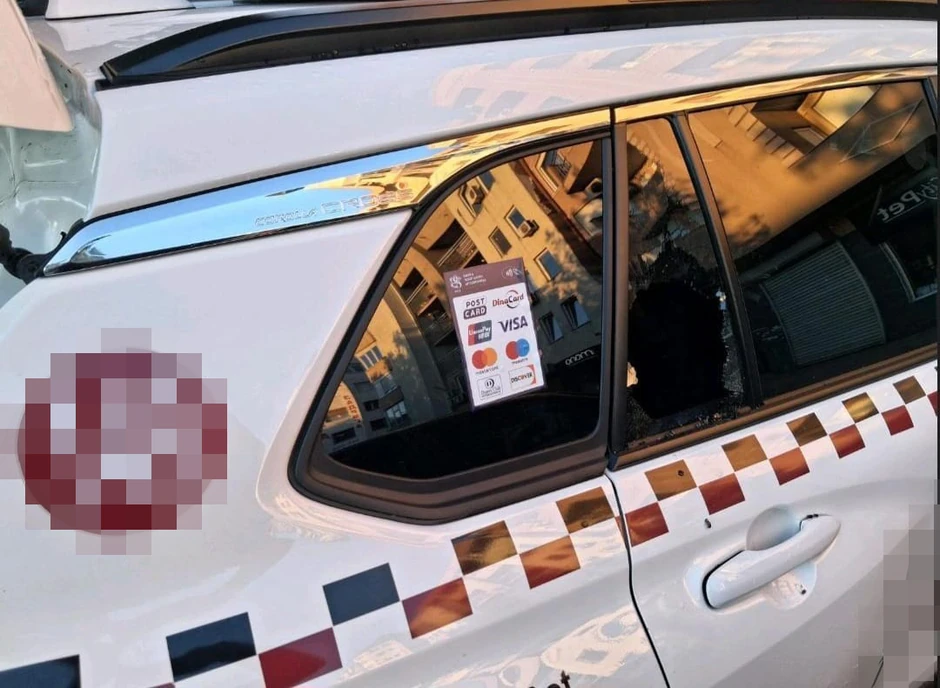 Obijeni taksi u Novom Sadu