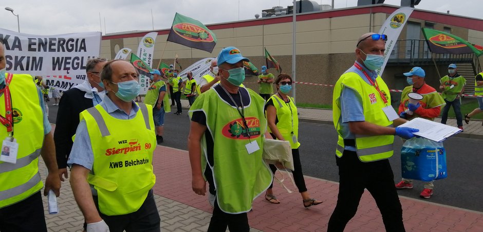 Protest związkowców z Kopalni i Elektrowni Bełchatów 03.07.20