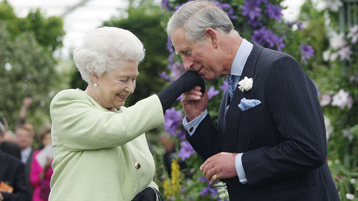 Elżbieta II nie widziała Karola na tronie. Nowy król będzie pielęgnował tradycje?