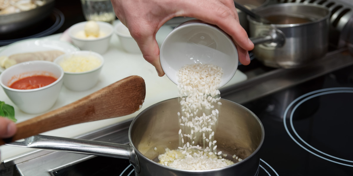 Jak ugotować ryż? Myślisz, że wiesz? Poznaj trik teściowej