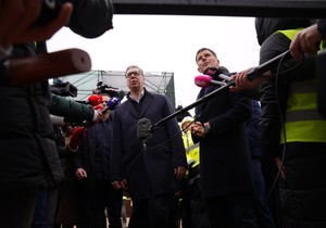 Predsednik Srbije Aleksandar Vučić obilazi radove na izgradnji Novog savskog mosta