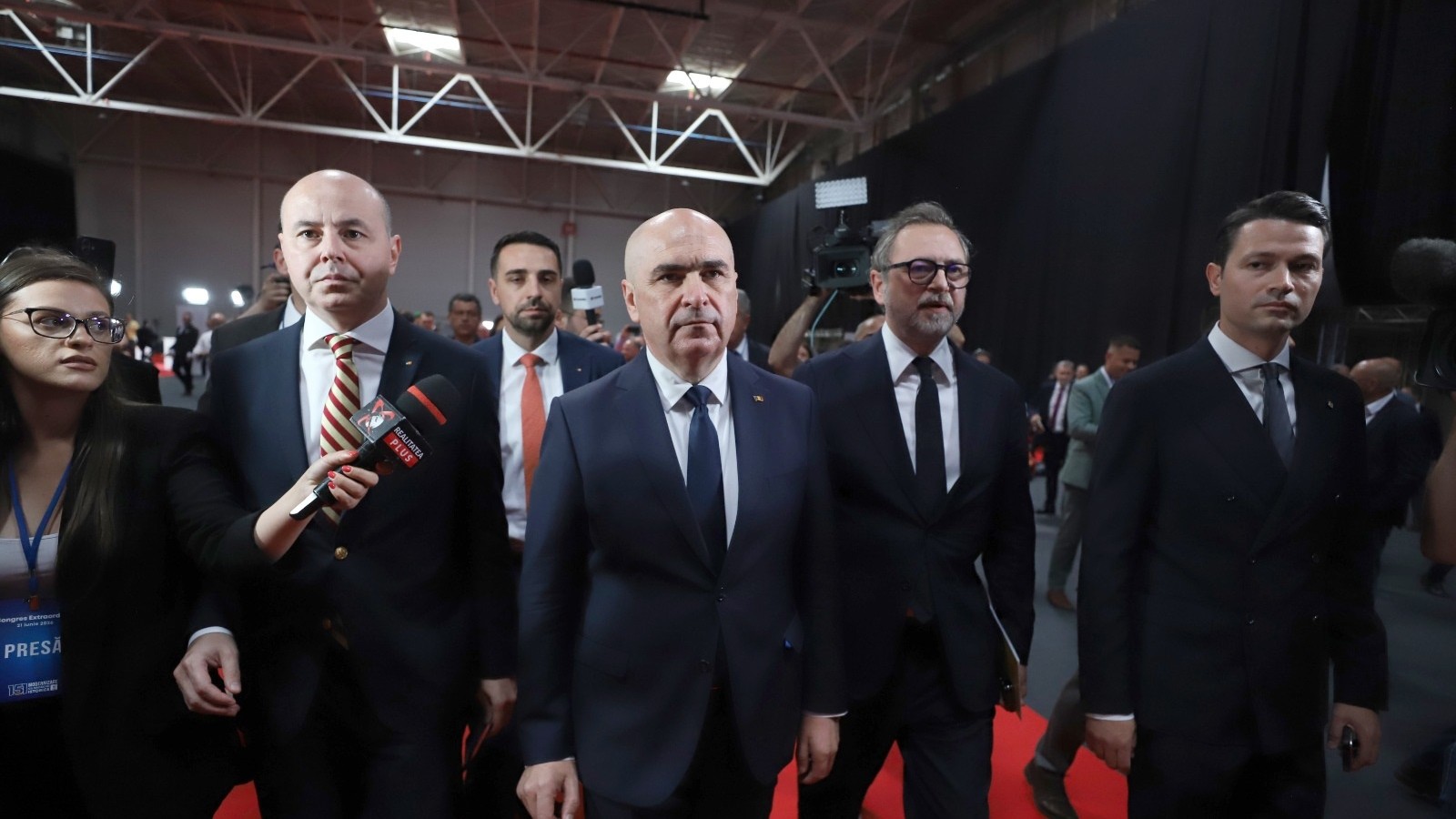 PNL întră în opoziție după 7 ani de guvernare. Liberalii se pregătesc pentru lupta de gherilă cu binomul PSD-Dan 