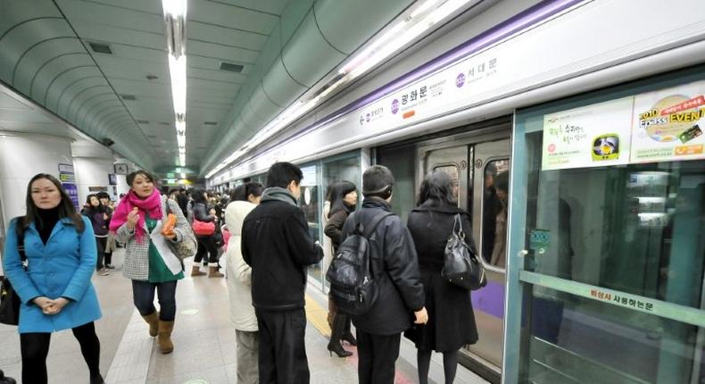 Screen doors have been installed at all subway stations in Seoul