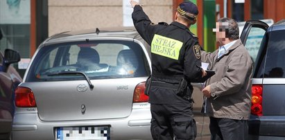 Strażnicy łupią kierowców w centrum Katowic