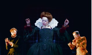 Wakar: „Mary Stuart” ogląda się z szacunkiem, ale i obojętnością