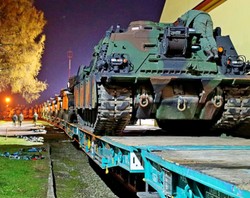 Nowe pojazdy towarzyszące dla czołgów K2 i Abramsów? AU: trwają prace