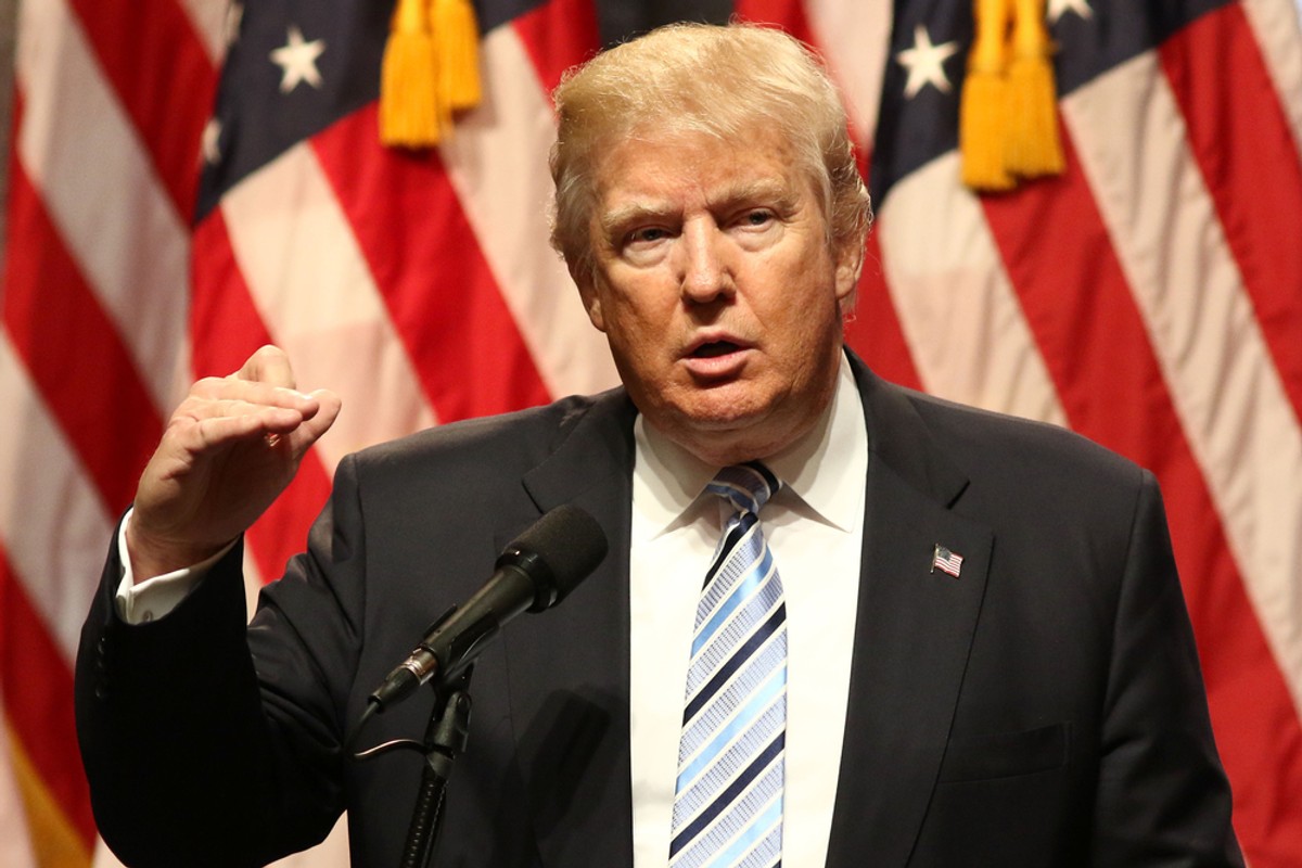 Trump zagroził UE nowymi cłami