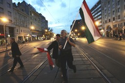 Węgry: Parlament zatwierdził podatek od transakcji finansowych