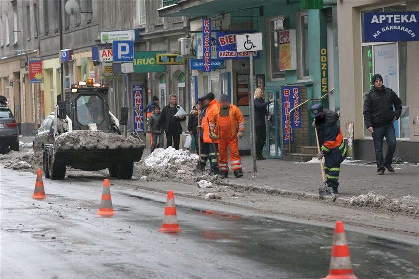 Dyrektor ZDM każe odśnieżać tylko najdroższe parkingi