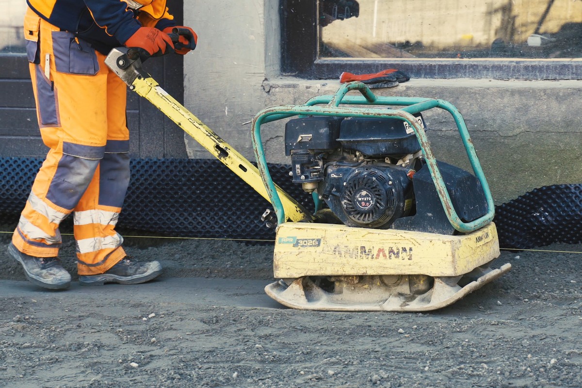 Spada liczba umów o dzieło. "To sygnał, iż rynek pracy ewoluuje"