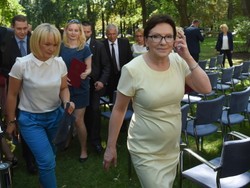 Kopacz walczy o senorów? "Chcę, żeby mogli cieszyć się życiem"