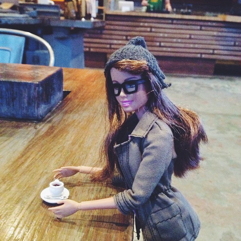 Barbie jako hipsterka