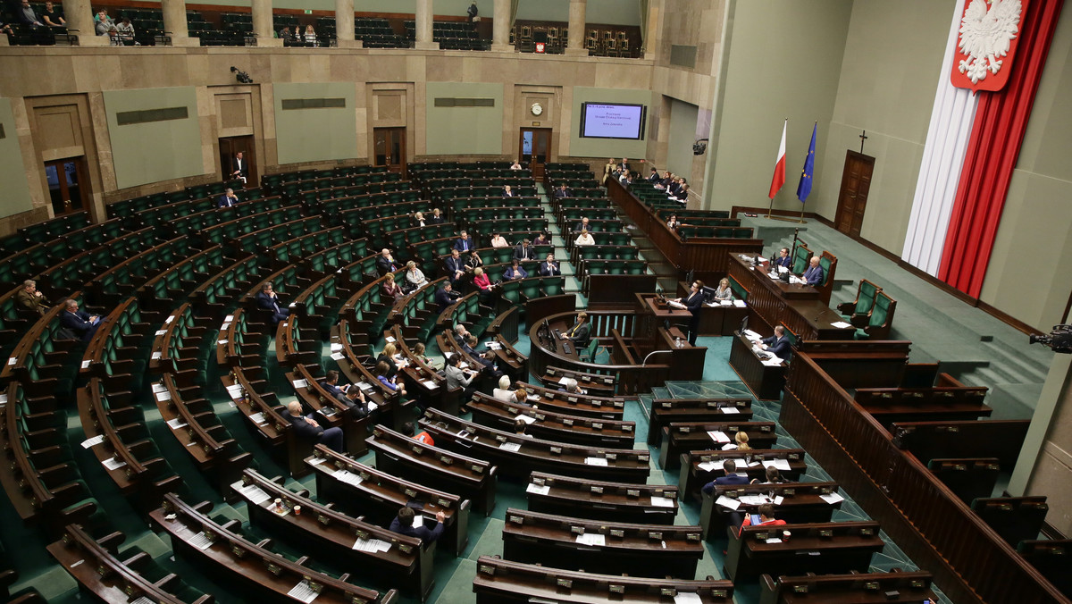 Sejmowe komisje edukacji i samorządu nie wprowadziły poprawek do projektu nowelizacji ustawy o dochodach jednostek samorządu terytorialnego, zakładającego objęcie dzieci 6-letnich subwencją oświatową. Projekt przygotowali posłowie PiS.