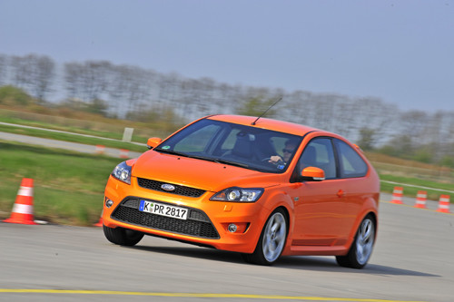 Które GTI jest najlepsze? Ford Focus ST kontra VW Golf GTI, Honda Civic Type R i Volvo C30 T5