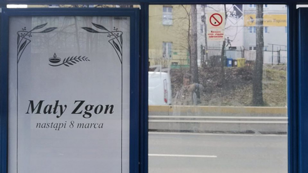 W polskich miastach pojawiają się tajemnicze plakaty "Mały zgon". O co chodzi?