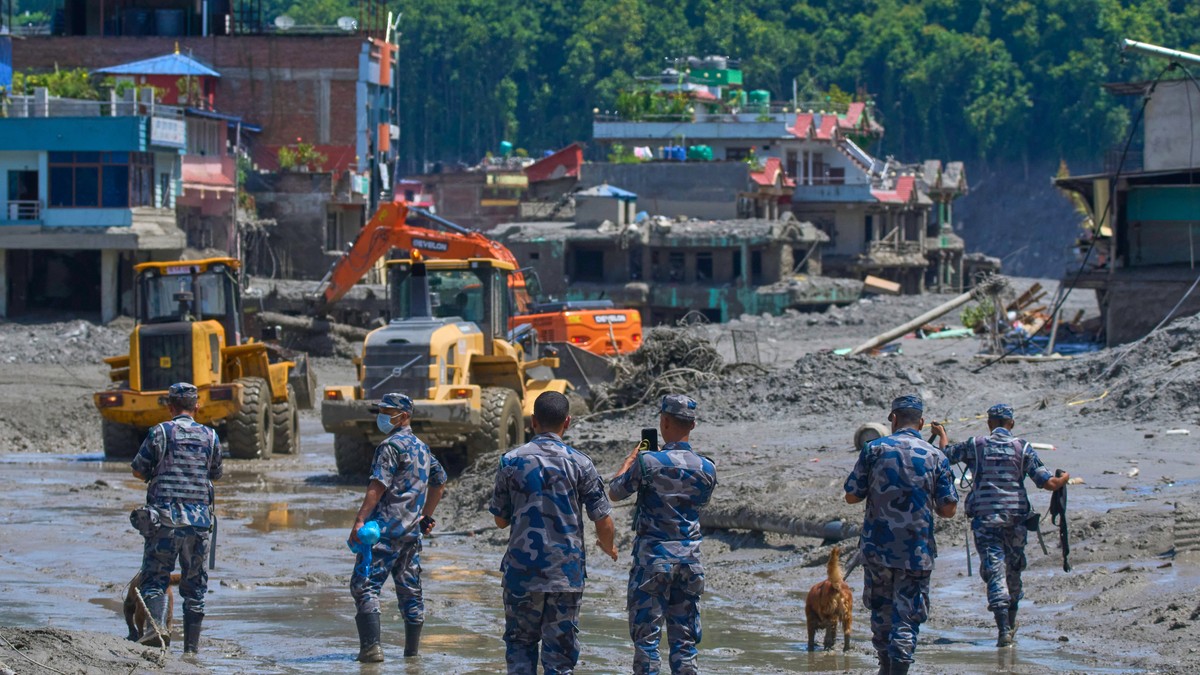Nepal and Tibet Floods: Over 330 Dead and 1,300 Missing After Glacier Collapse