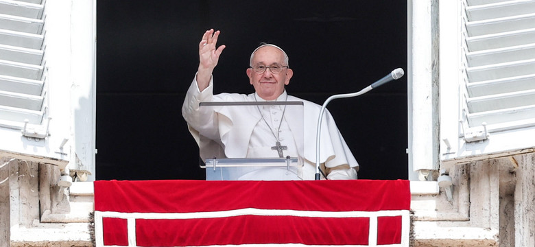 Papież Franciszek staje w obronie Jana Pawła II