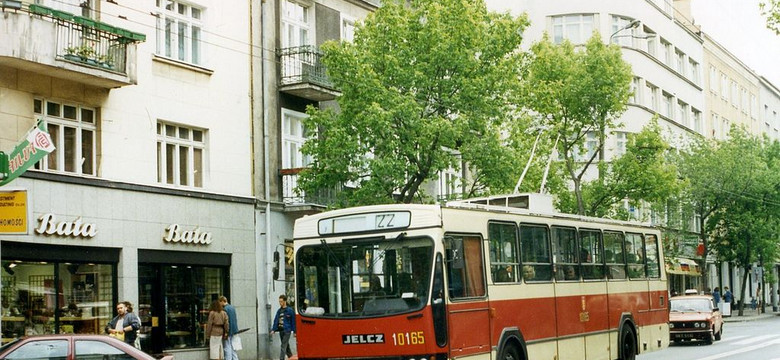 Stoiska z kasetami, Baltona i Polonezy. Tak wyglądała Gdynia w latach 90.