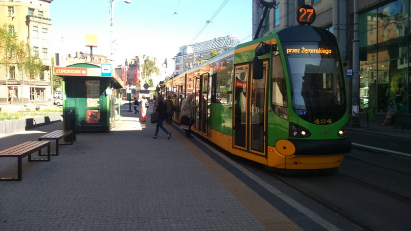 Palili na przystanku. Jeden z zatrzymanych trafił do aresztu