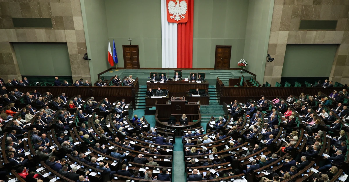 One organization  is systematically climbing in the polls. Decline in support for leaders