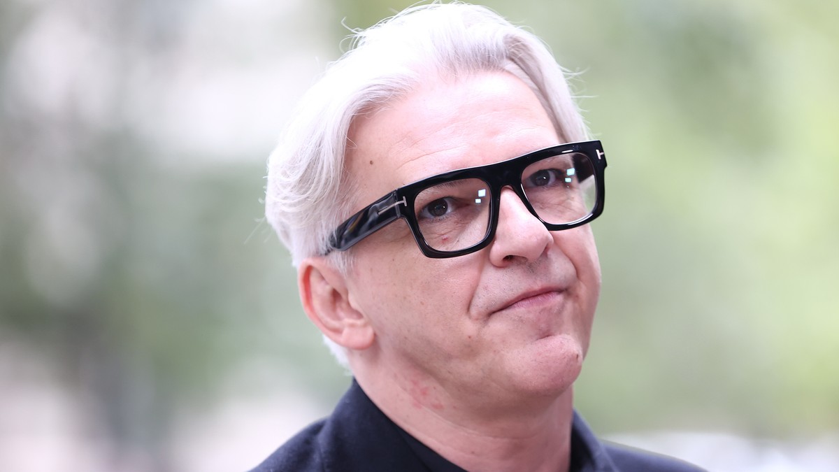 Alföldi Róbert szívszaggató szavakkal búcsúzik Tordy Gézától: „Szerettelek. Mélyen megrendít és fáj, hogy meghaltál”