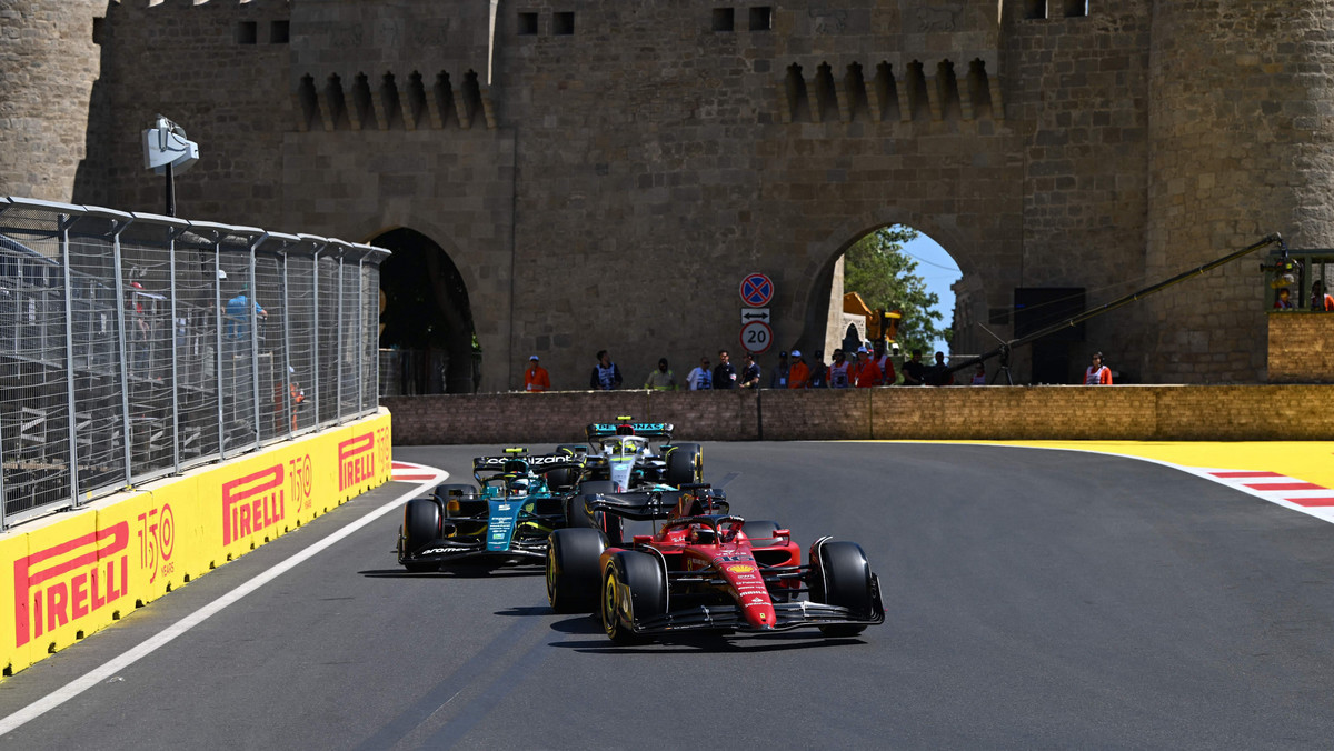 Grand Prix Azerbejdżanu: Charles Leclerc i Serio Perez najszybsi w Baku. F1