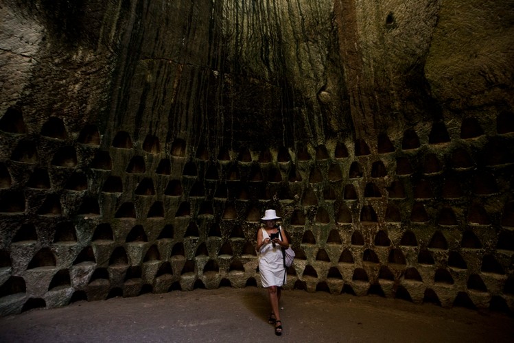 Jaskinie Maresza i Bet Guwrin. Starożytne podziemne miasto