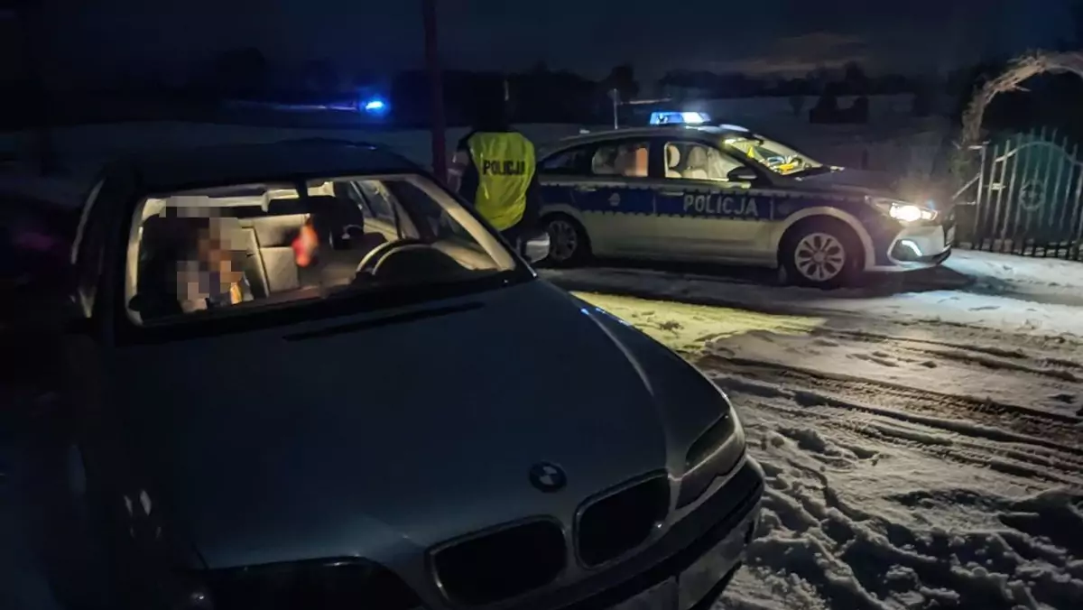 Po pościgu policjanci zatrzymali 17-letniego kierowcę BMW